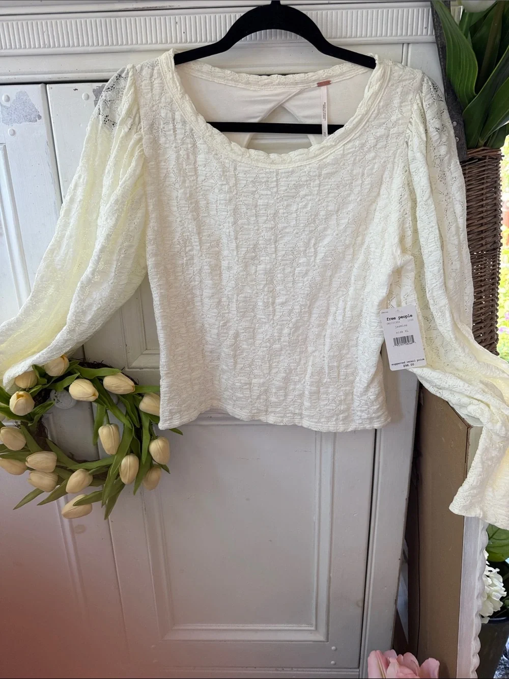 Free People Cream Textured Puff-Sleeve Crop Top